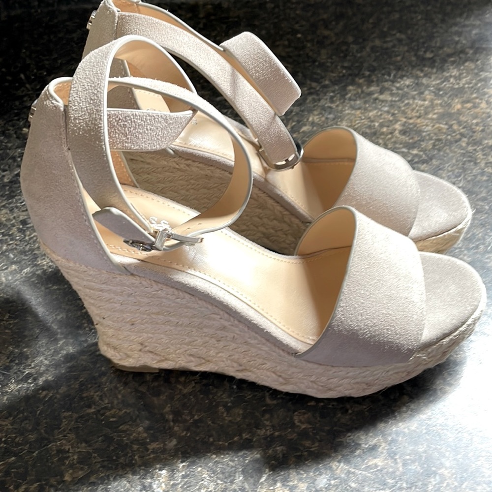 Guess Hidy espadrille sandals. Size 7.  Light gray/tan.  Brand new. Never worn.